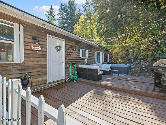 3rd image of 20779 S Cave Bay Rd
