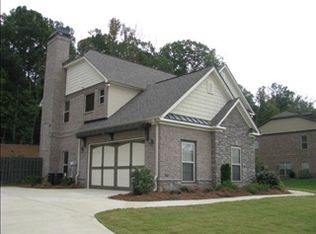 566 Heywood St, Auburn, AL 36832