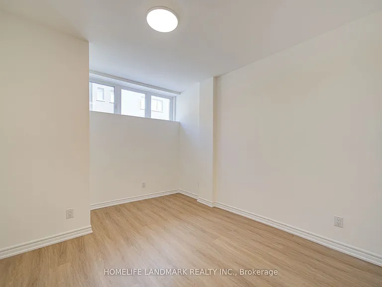 35 Red Giant St #BASEMENT — Photo 16