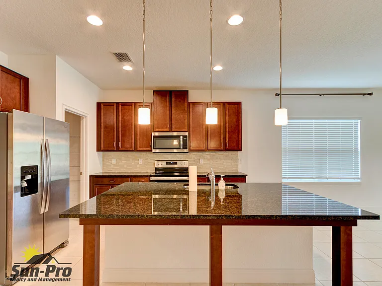 5563 Estero Loop — Photo 6