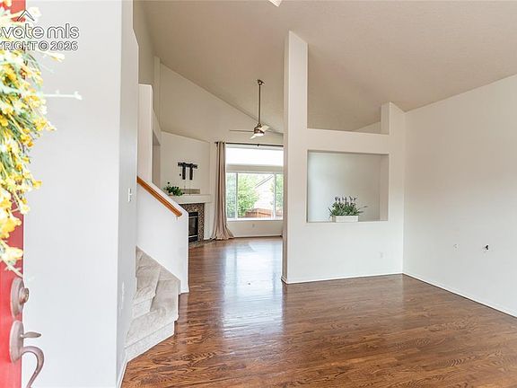 3rd image of 8374 Ravenel Dr