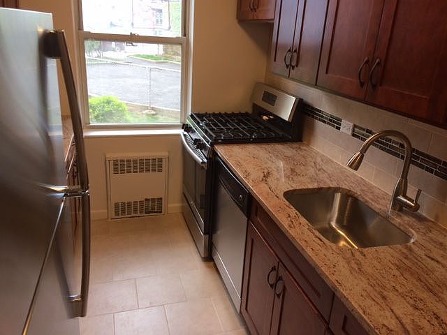 1st image of 14325 84th Dr APT 1D
