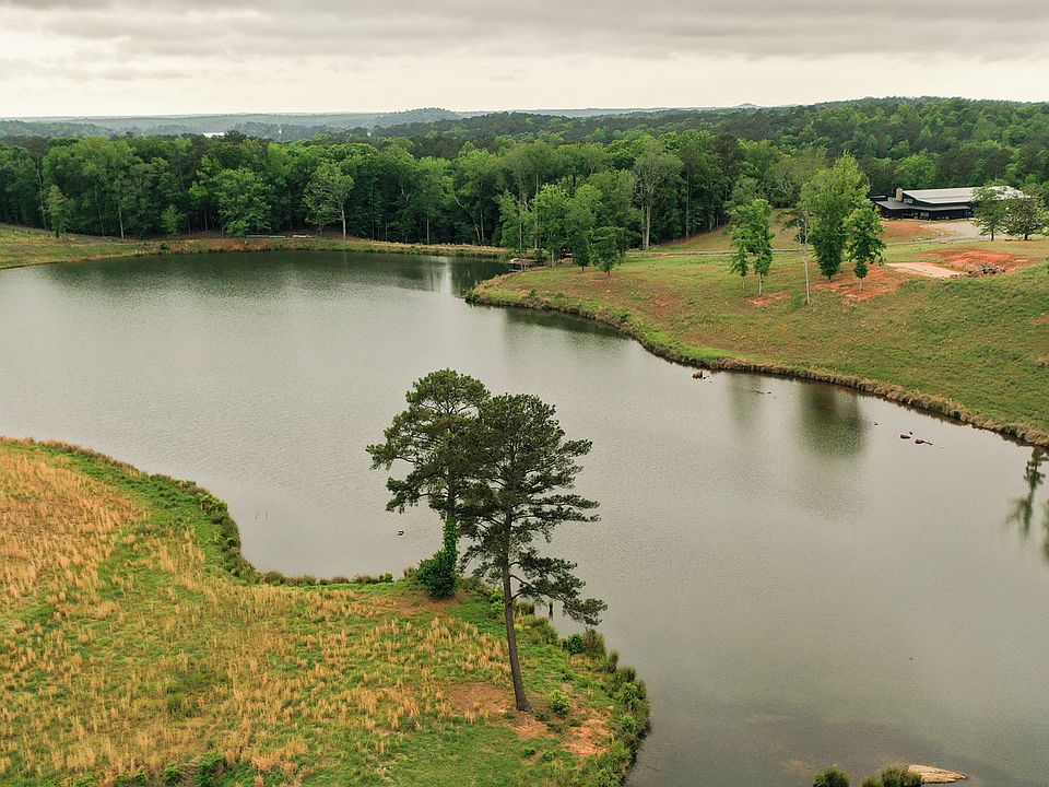 1st image of 2465 Lick Skillet Rd