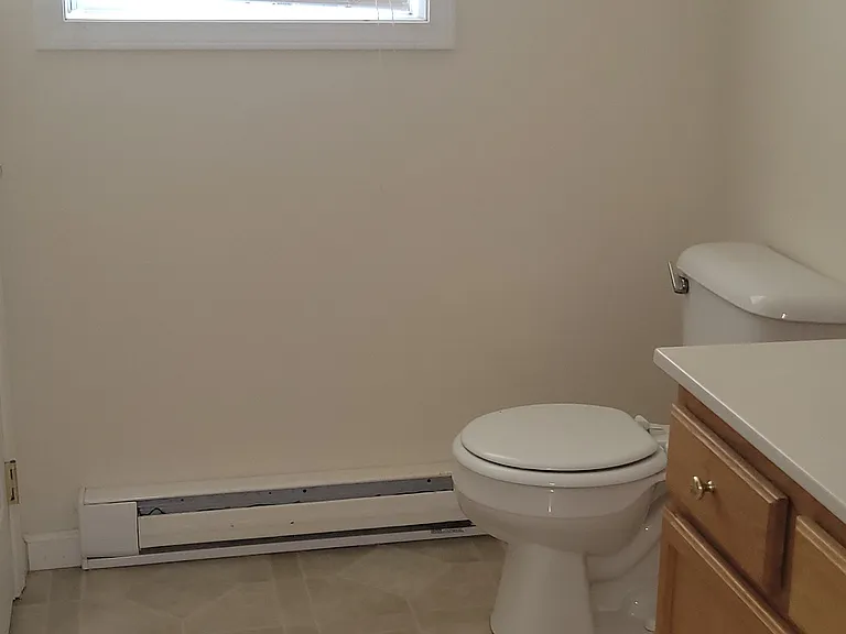 2010 Grammercy Ave — Photo 14