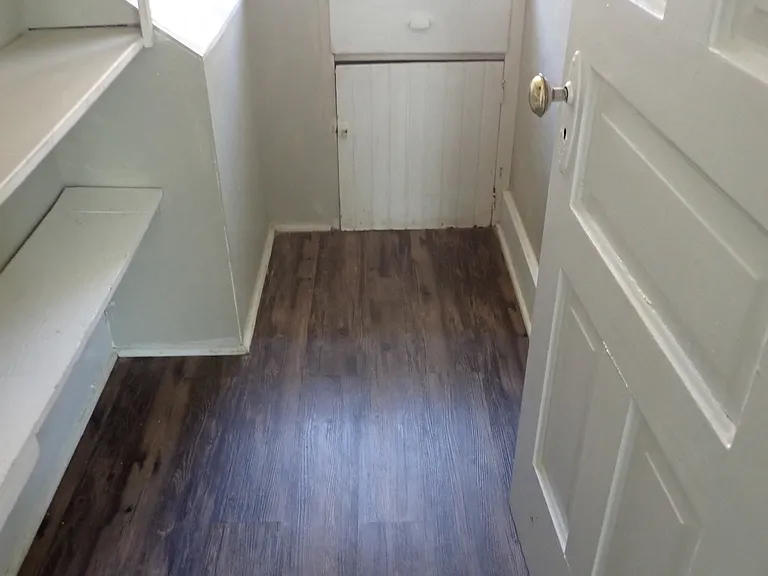 2816 N Fratney St #4 — Photo 10