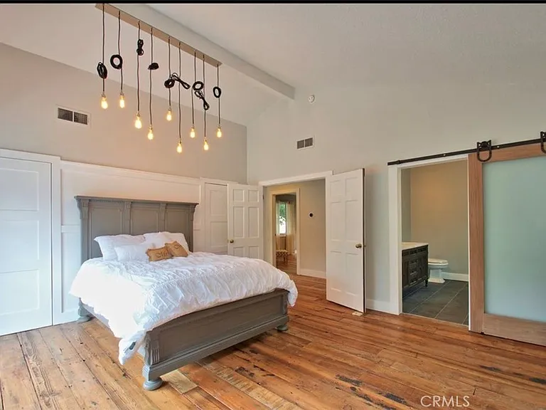 4250 Canoga Ave — Photo 8