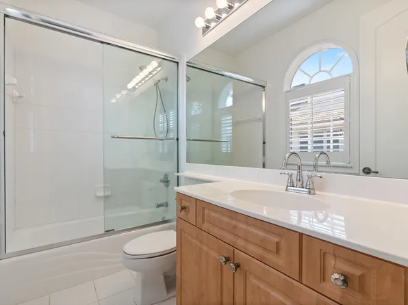 504 SE 7th Street, Fort Lauderdale, FL 33301