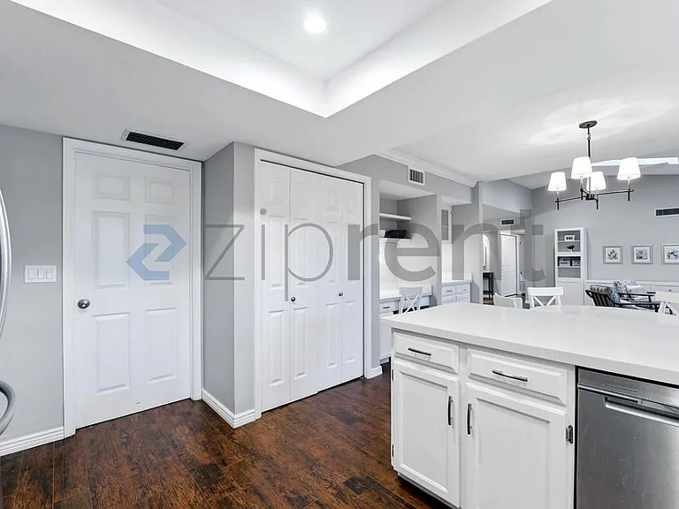 7551 E North Ln — Photo 19