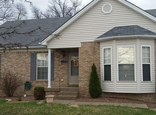 8303 Dalton Ridge Pl, Louisville, KY 40258