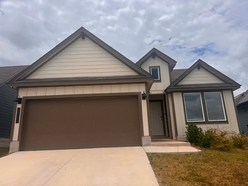 10005 Avendesora Rd