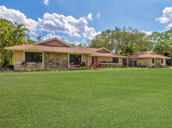 14817 Stirrup Ln, Wellington, FL 33414