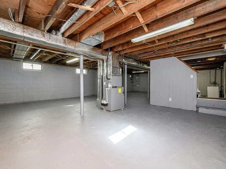 6 Madison St — Photo 16