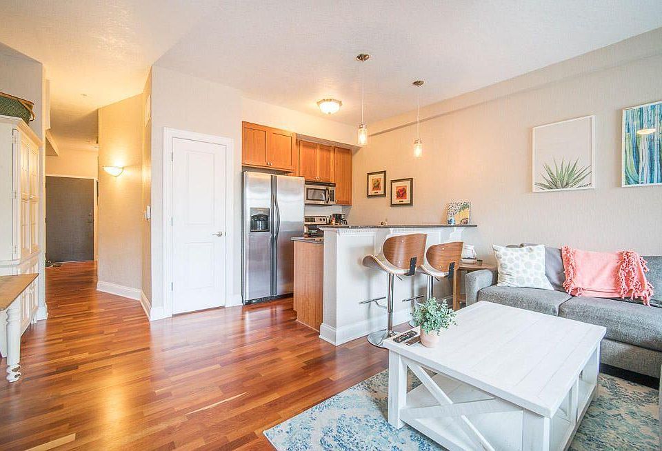 1st image of 606 W Wisconsin Ave Unit 306
