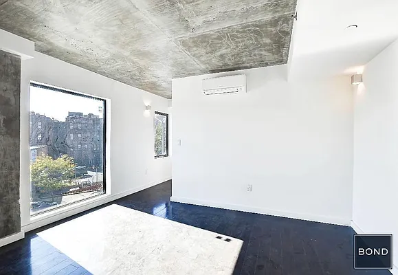 Rented by Bond New York | media 13