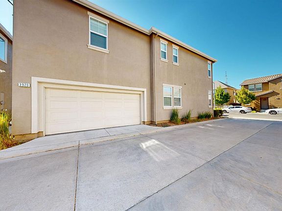 4th image of 3920 Purple Finch Ln