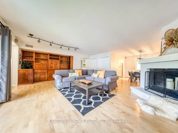 1102 Horseshoe Valley Rd W #309, Oro Medonte, ON L4M 4Y8