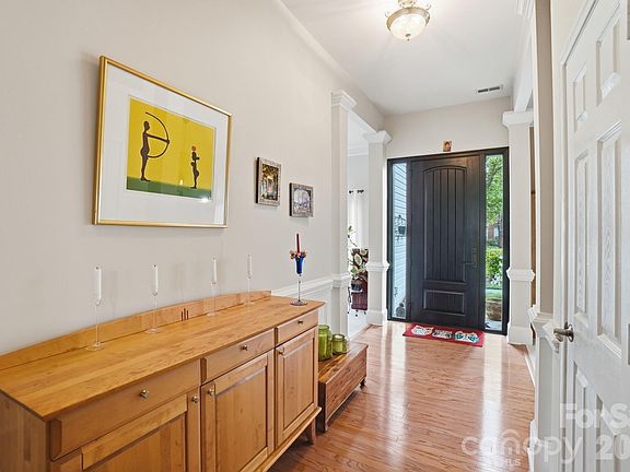 4th image of 4027 Lannier Falls Ln