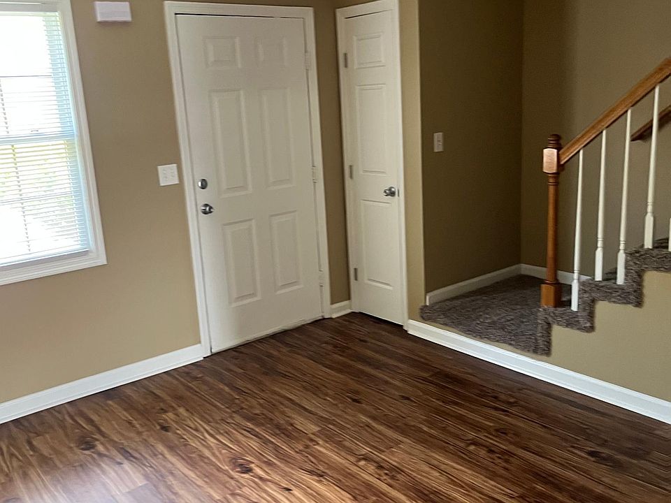 1st image of 302 McDougal Ave APT 2