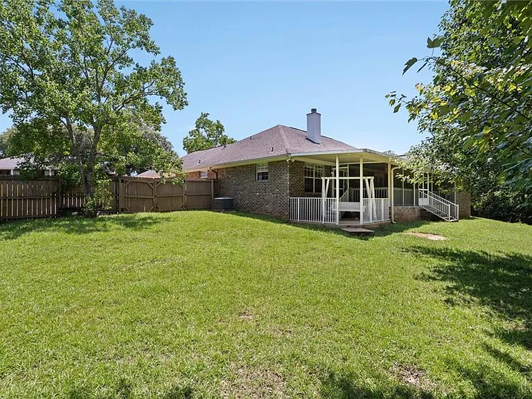 4120 Fenwick Loop S — Photo 18