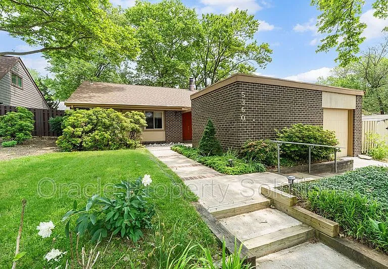 5360 Red Lake Ct — Photo 1