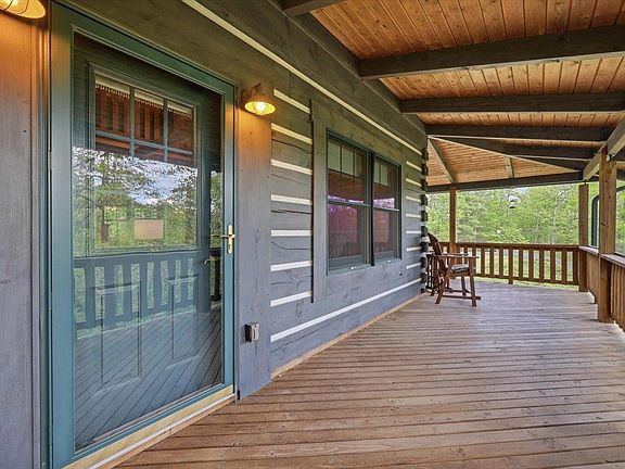 2nd image of 237 Hodges Draft Ln