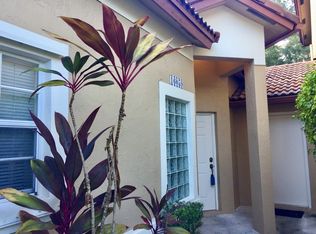 16059 Emerald Cove Rd, Fort Lauderdale, FL 33331