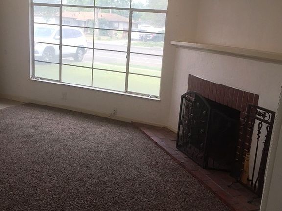 5th image of 3632 N Hughes Ave
