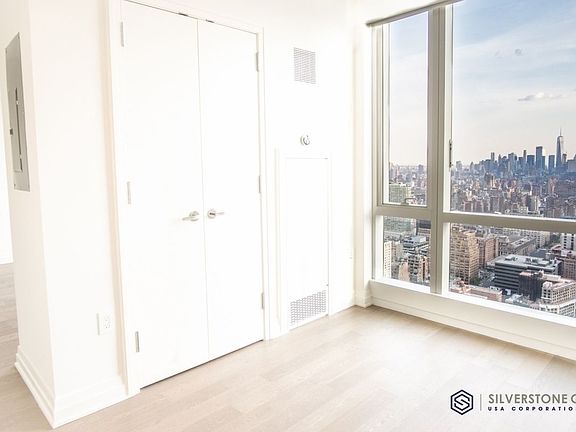 5th image of 460 W 42nd St APT 58H