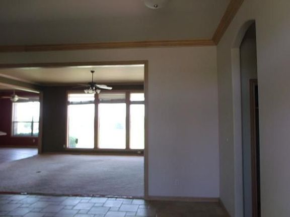 Entry / Living