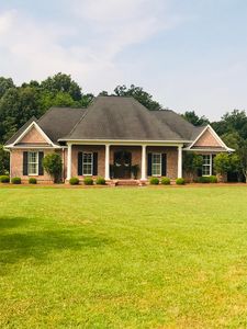 717 Prairie Waters Dr, Columbus, MS, 39701