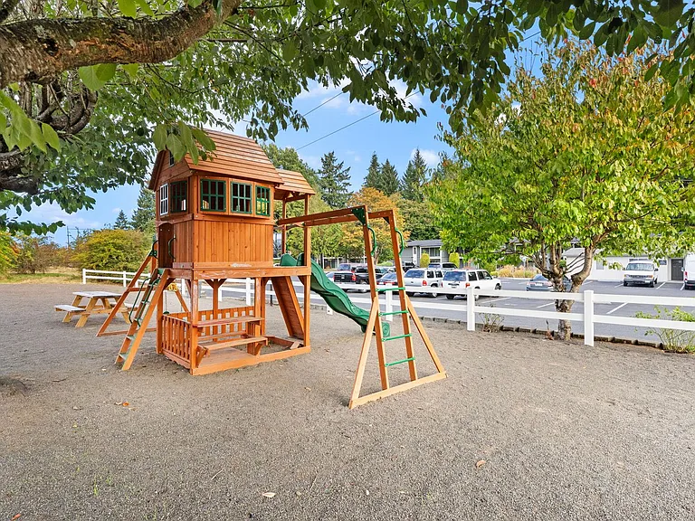 Cedar Lane — Photo 25