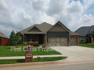 3116 Drake Crest Dr, Edmond, OK 73034