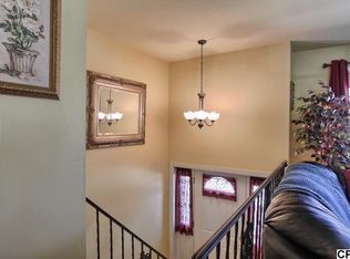 1116 Apple Dr, Mechanicsburg, PA 17055