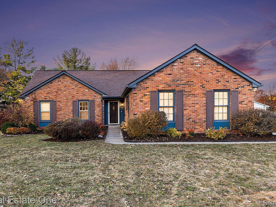 1st image of 1461 Lamb Dr