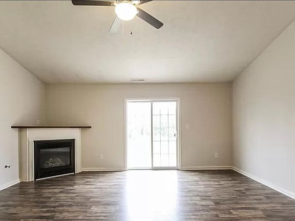 4th image of 65750 Enclave Blvd