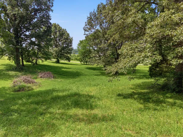 425 Paris Rd #For, Calvert City, KY 42029