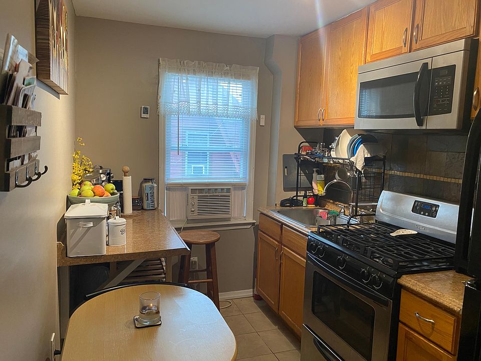 2nd image of 62 Yale Ave #2