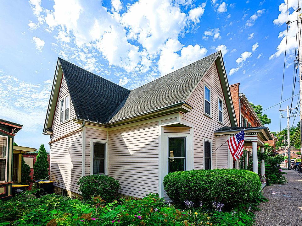 115 N Bench St, Galena, IL 61036 | MLS #202504859 | Zillow