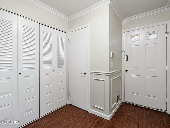 3rd image of 9 Louisburg Sq Square