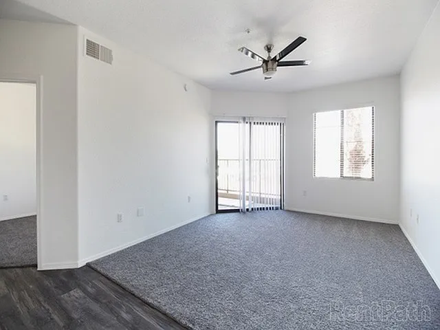 5302 E Van Buren St — Photo 15