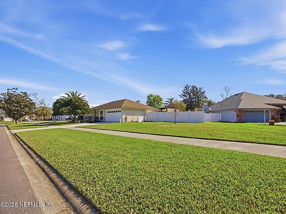 2nd image of 494 BAYBROOK Drive
