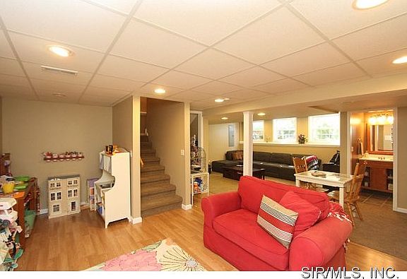 5th image of 2032 Pinehurst Way