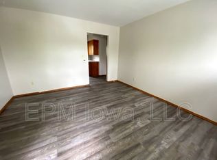 217 Fereday Ct UNIT D, Waterloo, IA 50701