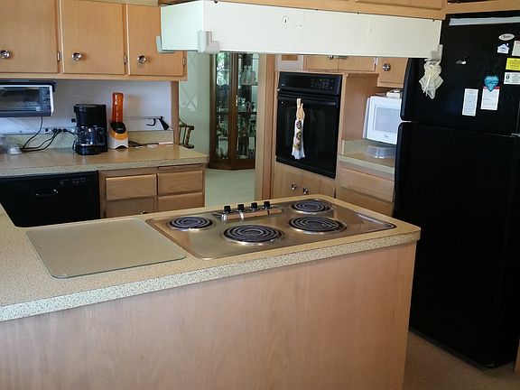 Kitchen with built-ins