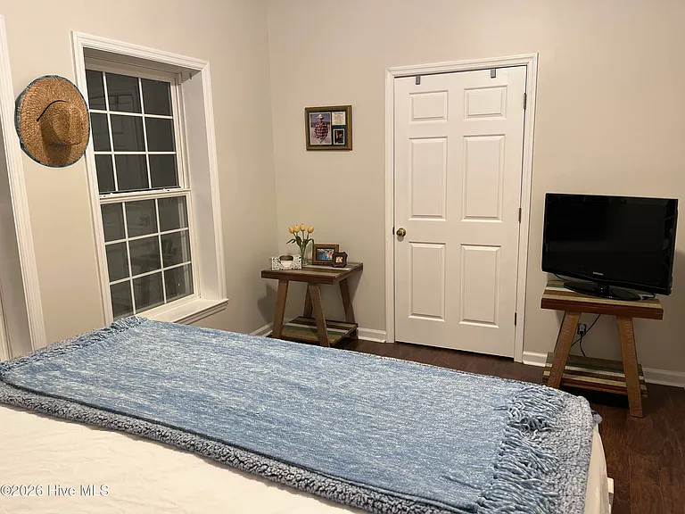 736 Ginseng Dr — Photo 10