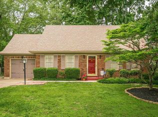 208 Wenham Way, Blue Ridge Manor, KY 40223