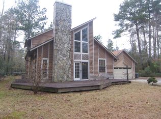 605 Stately Pines Rd, New Bern, NC 28560