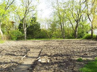 526 Circle Dr, University Park, IL