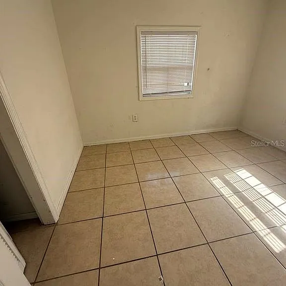 4638 America St — Photo 4
