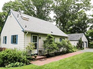 22 Hoxie Ct, Coventry, RI 02816